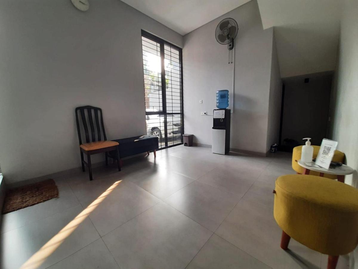 Oyo Life 92770 Cozy Puri 22 Hotel Jakarta Bagian luar foto