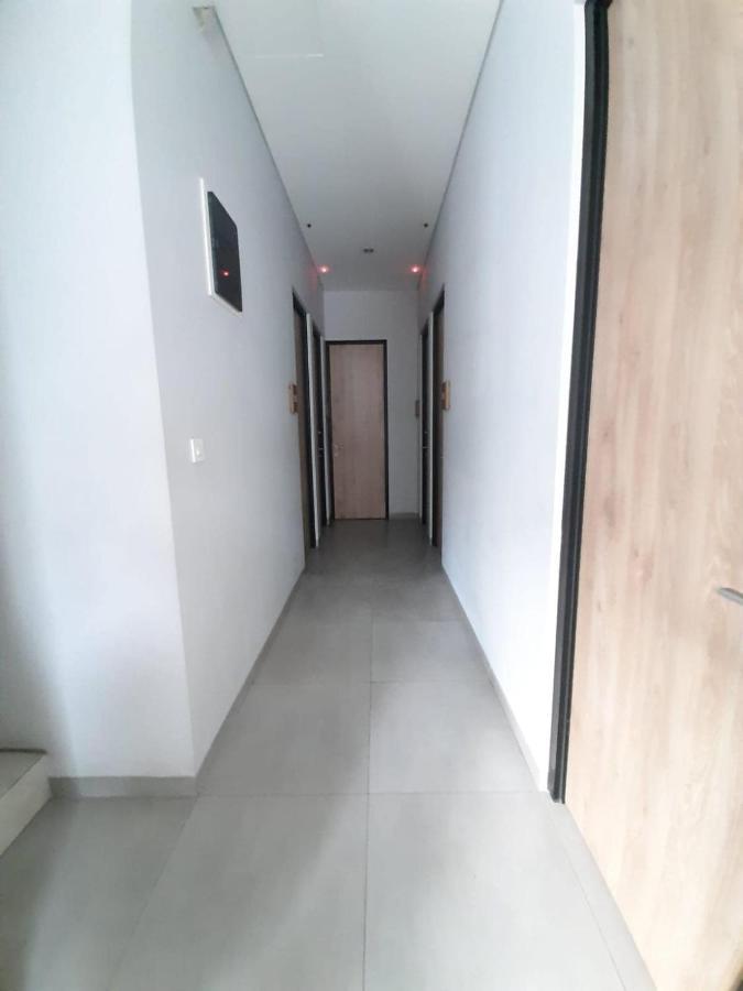 Oyo Life 92770 Cozy Puri 22 Hotel Jakarta Bagian luar foto