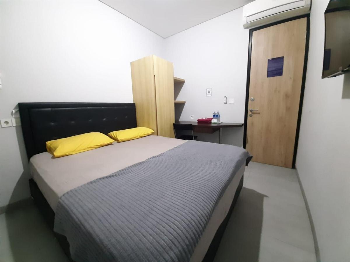 Oyo Life 92770 Cozy Puri 22 Hotel Jakarta Bagian luar foto